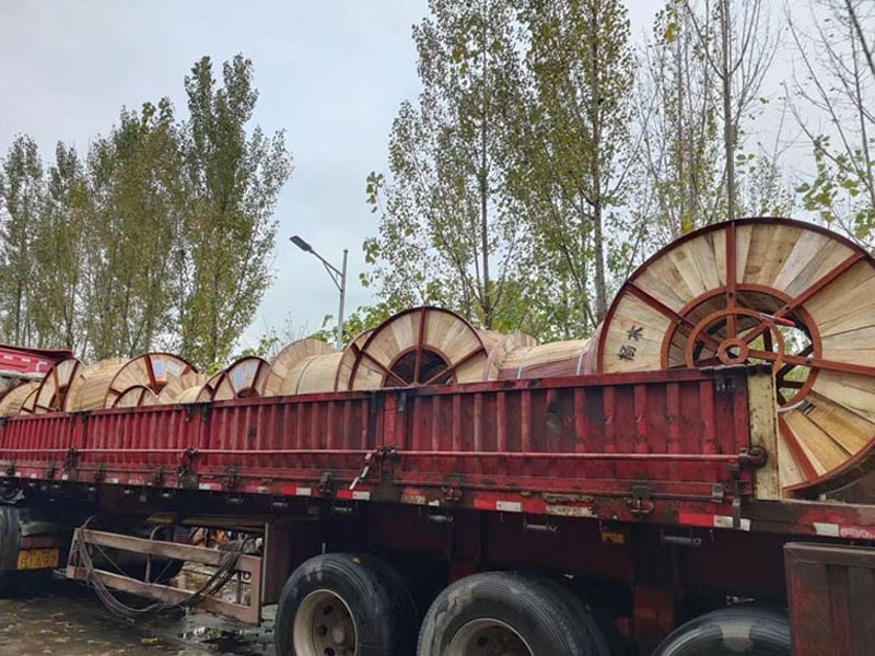 OPGW光纜專(zhuān)車(chē)發(fā)往張家口市